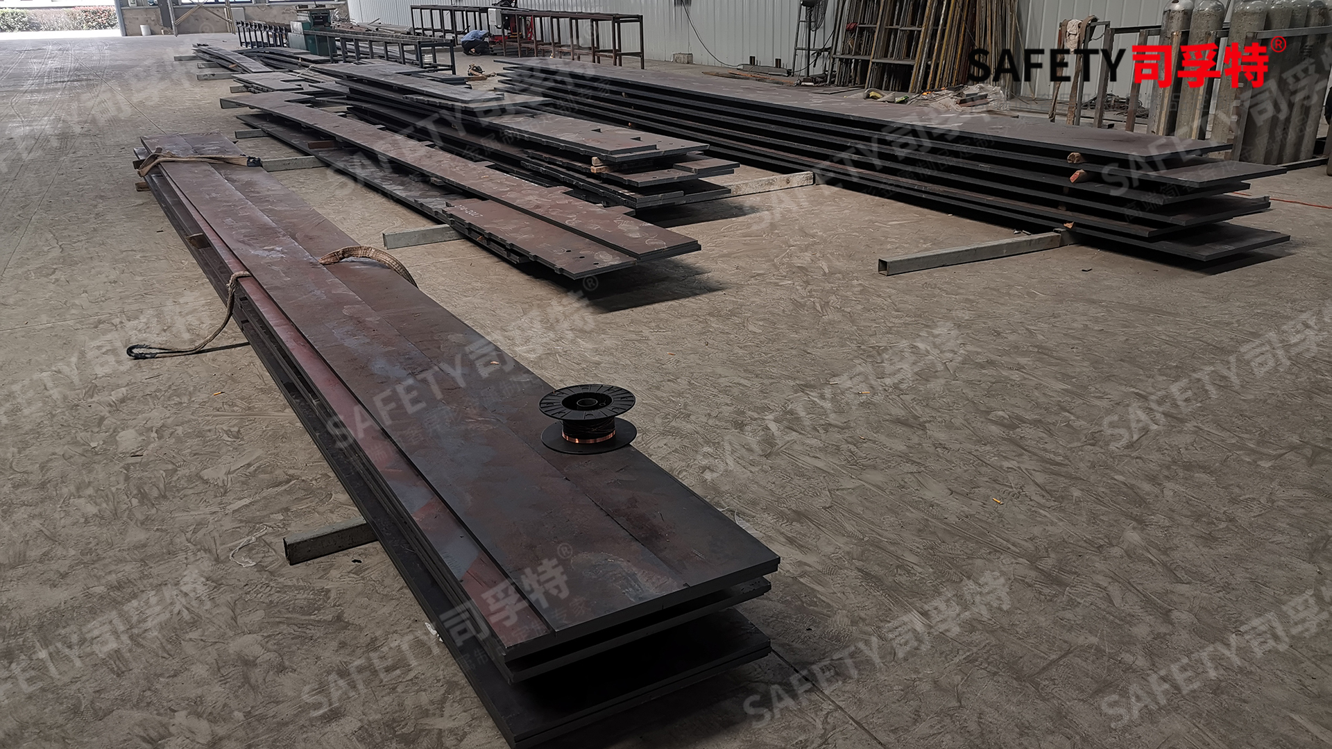 以過硬品質(zhì)與超高性價(jià)比贏得市場(chǎng)司孚特精致鋼(精制鋼)(圖2) 229-2.jpg