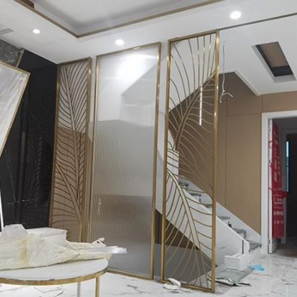 不銹鋼屏風隔斷鏤空格柵客廳方通背景墻(圖1) 不銹鋼屏風隔斷鏤空格柵客廳方通背景墻(圖1)